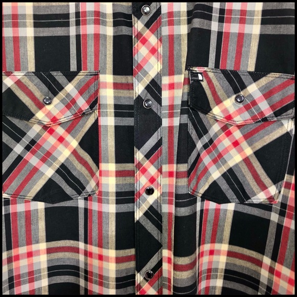 TheNorthFaceππXL Short Sleeve Flannel with 2 pockets snaps Red Gold Black - Picture 13 of 16